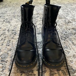 Women’s Doc Martens!!!! Perfect for 8.5/9 shoe size!!! Gently worn!!!